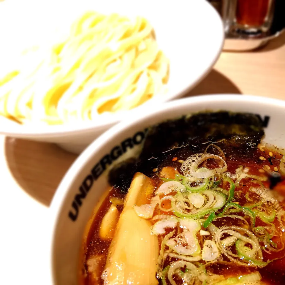 朝10時からやってる店、ありがてー！ 今日は特製つけ麺ライト（鶏醤油味）、ありがちな濃厚よりこっちが好み。|Keitaさん