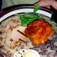 Snapdishの料理写真:santa tonkotsu ramen|Juliee ~ ジュリーさん