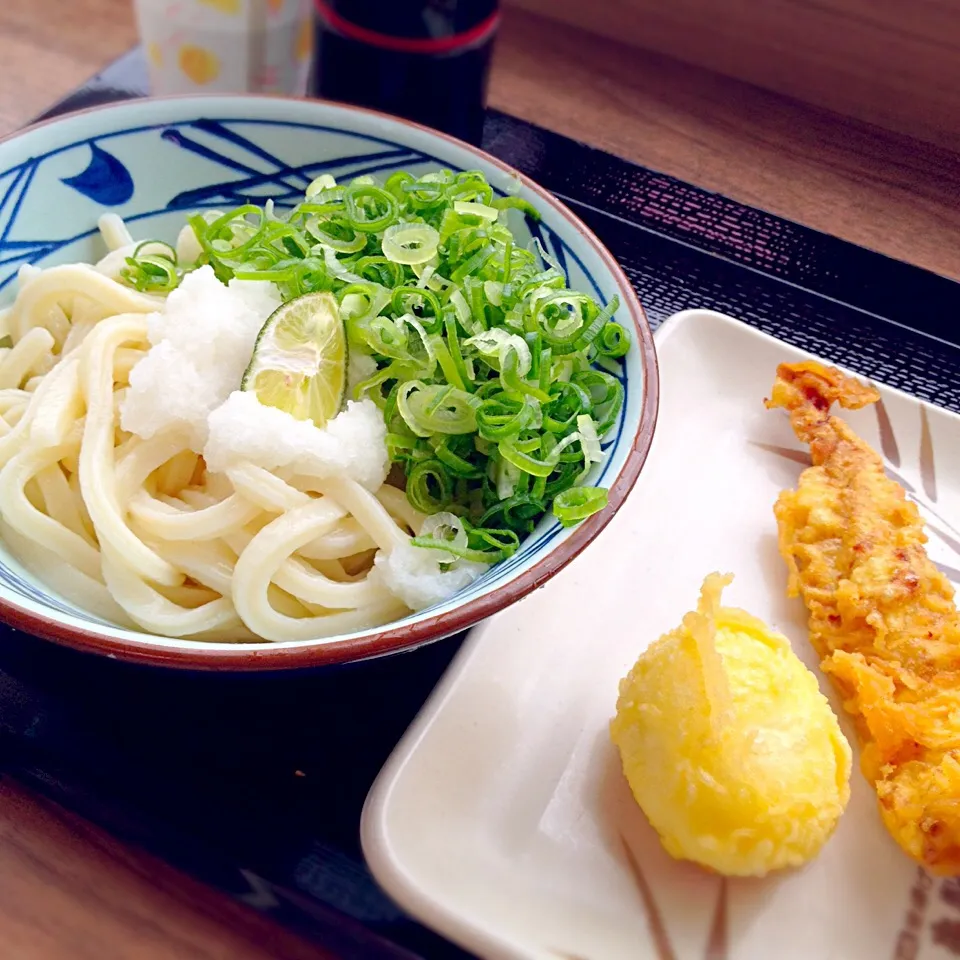 おろし醤油うどん+かしわ天&半熟玉子天|ヒロリンさん