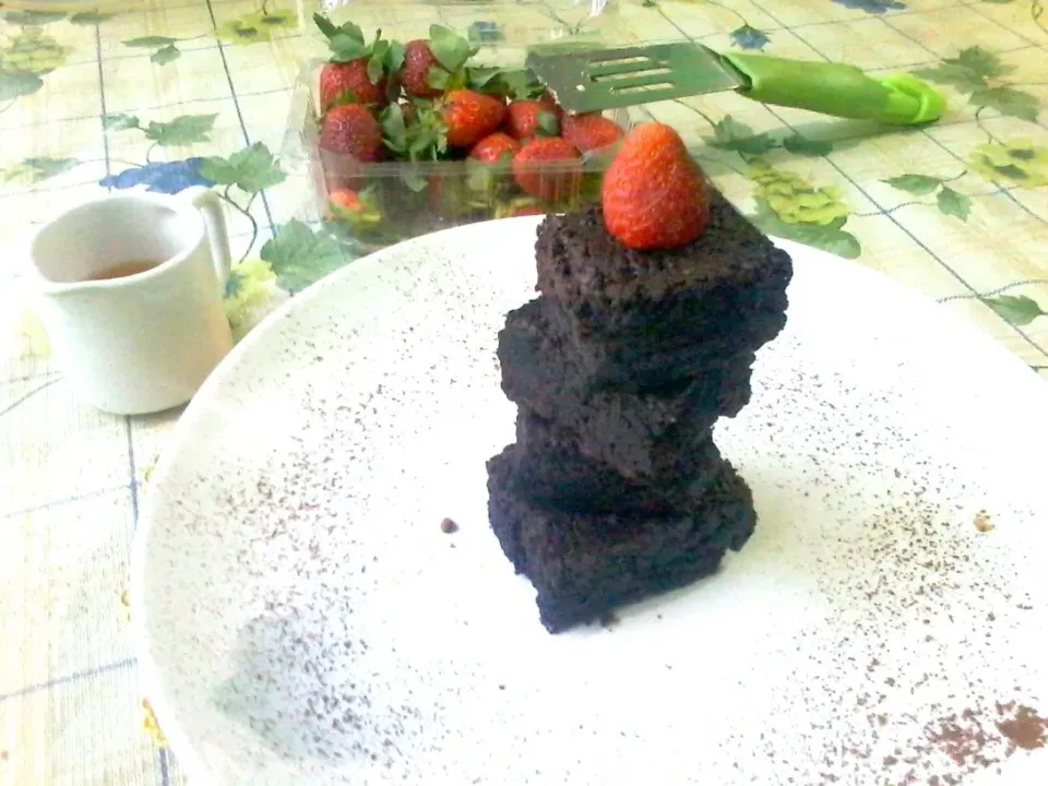 Snapdishの料理写真:fudgy brownies|Anisa Suci Bulan Sariさん