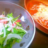 Snapdishの料理写真:水菜のサラダ＆豆腐ラザニア🍒🍒

彼もあたしも今日は0時なので別々の夜ご飯(泣)
寂しぃ～

ではでは仕事いってきまーす|鎖来さん