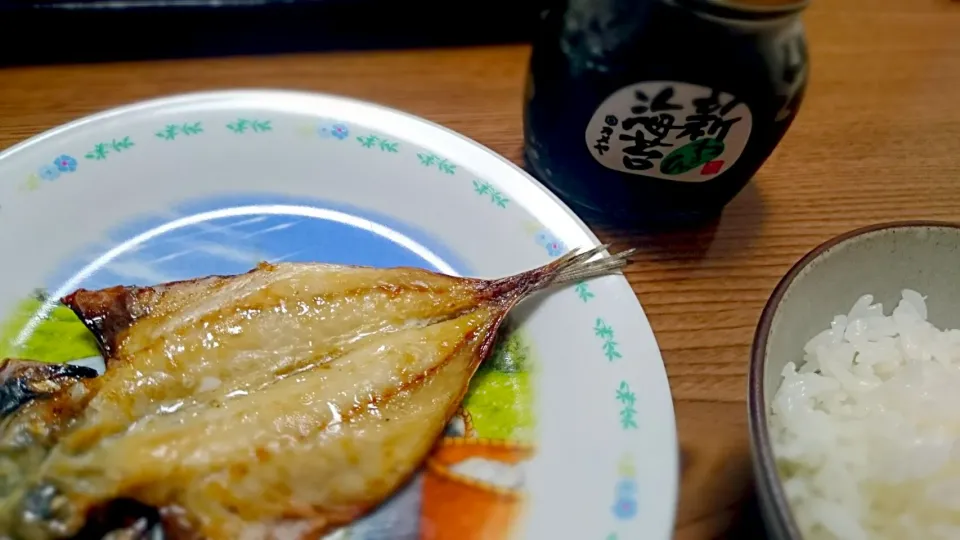 鯵干物とご飯と山葵のり佃煮|ようかんさん