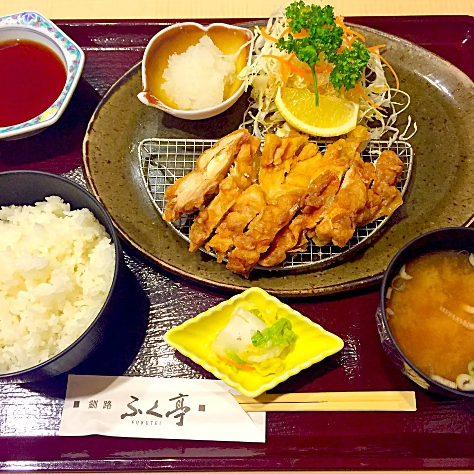 ふく亭さんの ✨唐揚げおろしポン酢定食✨ です！！|あおい‧*˚✩︎さん