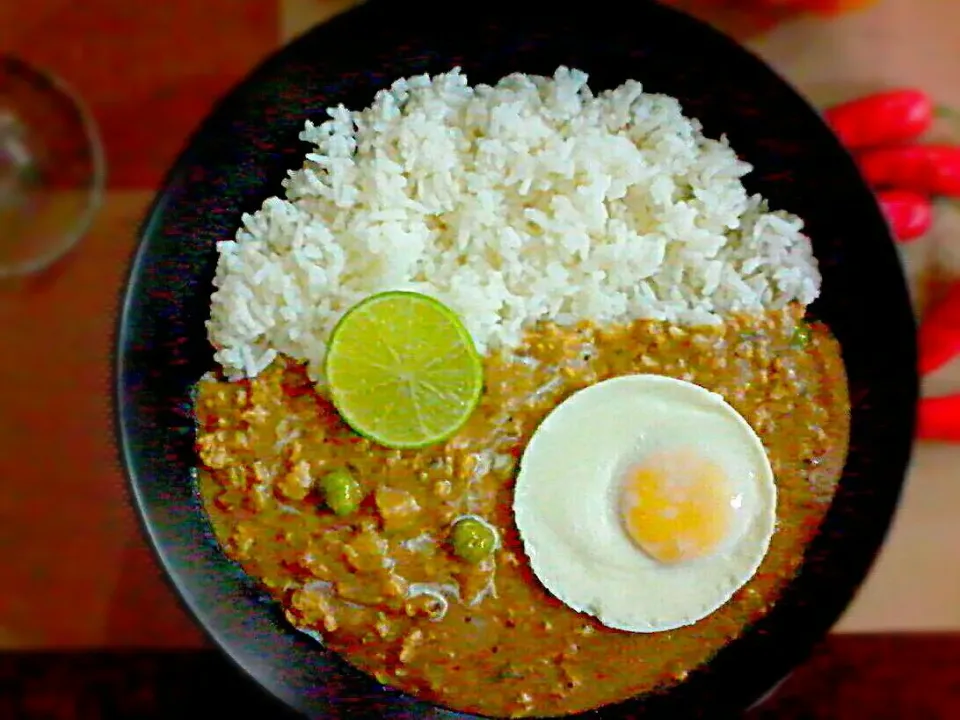 Butter Roux made Chicken Curry topped with Steamed Egg w/ Rice ✔|🌼 Pooja's Kitchenette 🌼さん