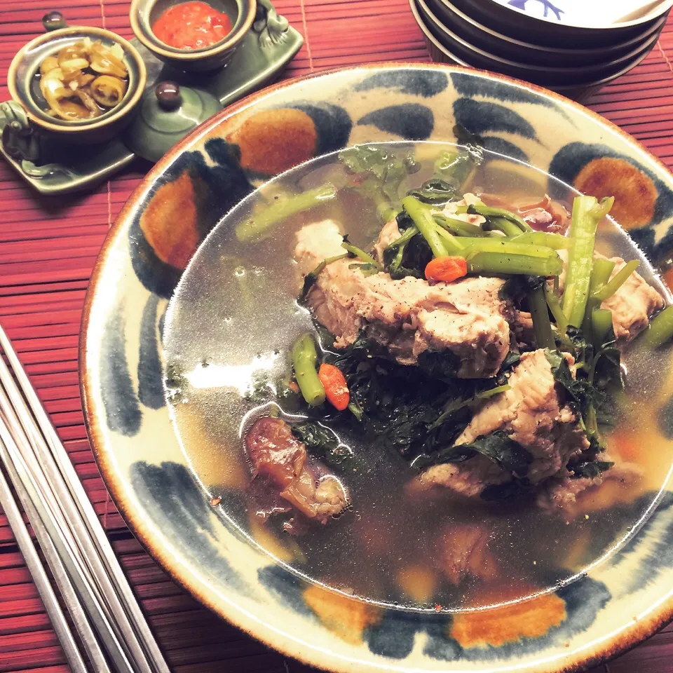 Spare Ribs Soup with Cresson. 
スペアリブとクレソンのスープ|Yuka Nakataさん