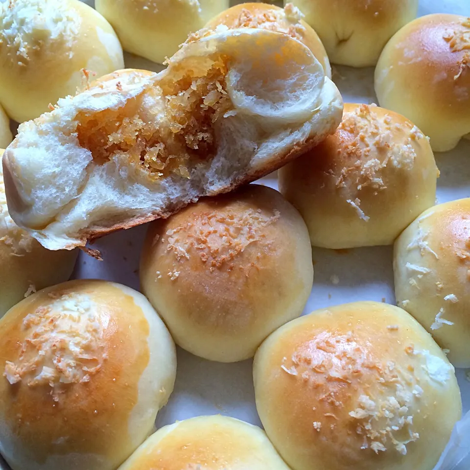 Gula Melaka coconut buns|Trish Wongさん