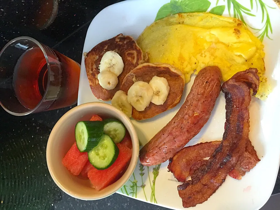 Homemade big breakfast for kiddos this morning|Colleen Teoさん