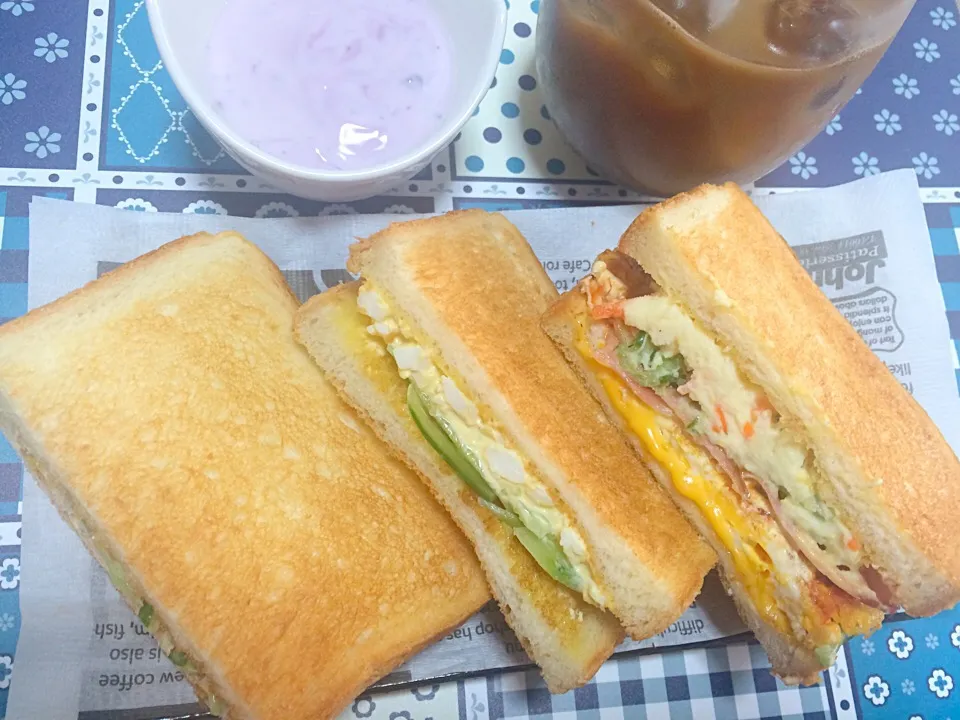 ランチ 3種のサンドイッチ🍞|あっちゃんさん