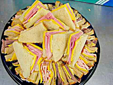 Snapdishの料理写真:Triangle Ham And Roast Beef Sandwiches With American  And Swiss Cheese And Mustard|Sheila Harrisさん