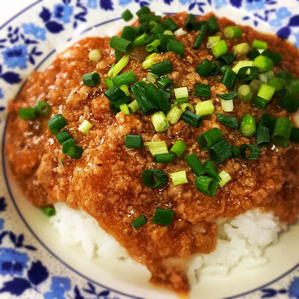 Snapdishの料理写真:中華風肉味噌あんかけご飯|下宿hirota＆メゾンhirotaさん