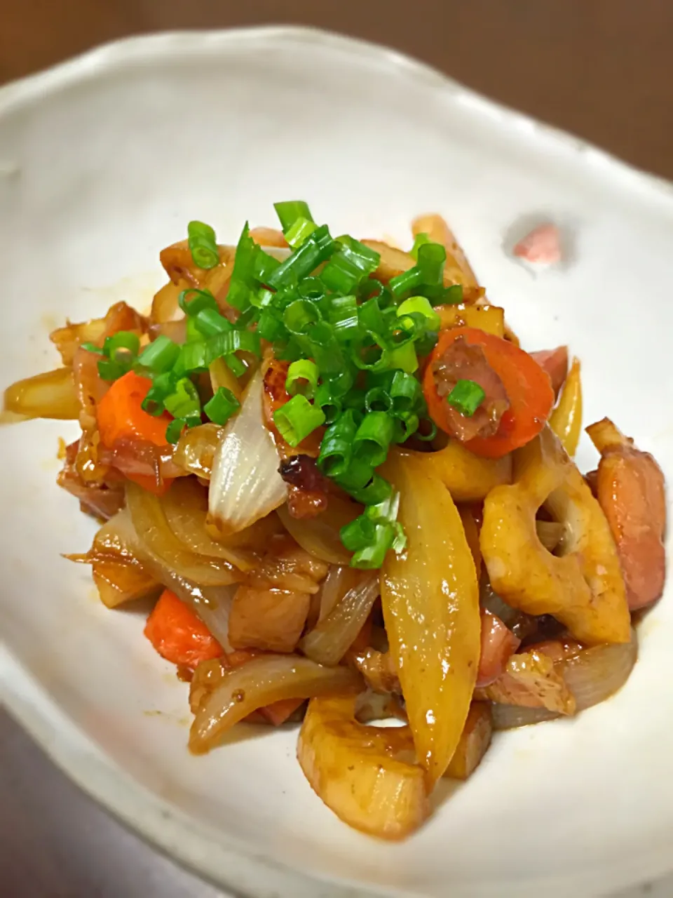 ご飯がすすむ👈秋野菜のきんぴら😊|ひろりんさん