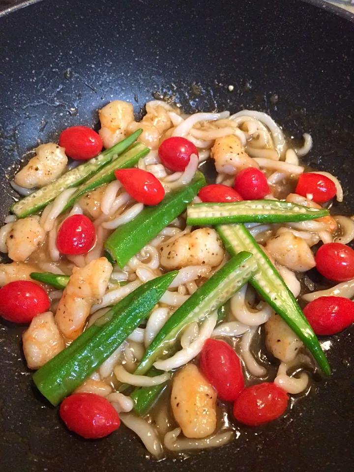 夏野菜と烏賊と海老の中華炒め(｡･ө･｡)|J K Tさん