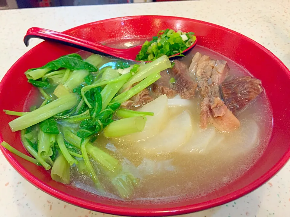 Beef rice noodles with vegetables & carrots|Sky Blueさん