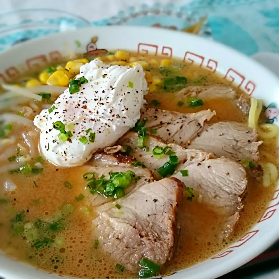 自家製チャーシューで、味噌ラーメン|ちぇさん