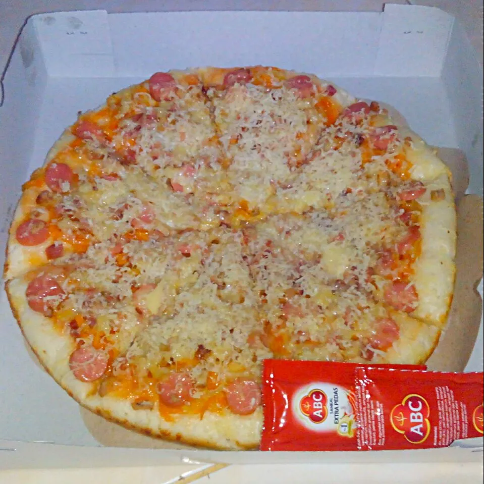 pizza mix mozarella 

 #kuliner #kota #blitar|shylvia wulansari kharisma putriさん