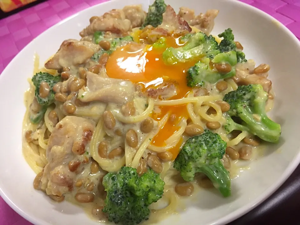 鶏肉とブロッコリーの納豆みそクリームパスタ|RURIさん