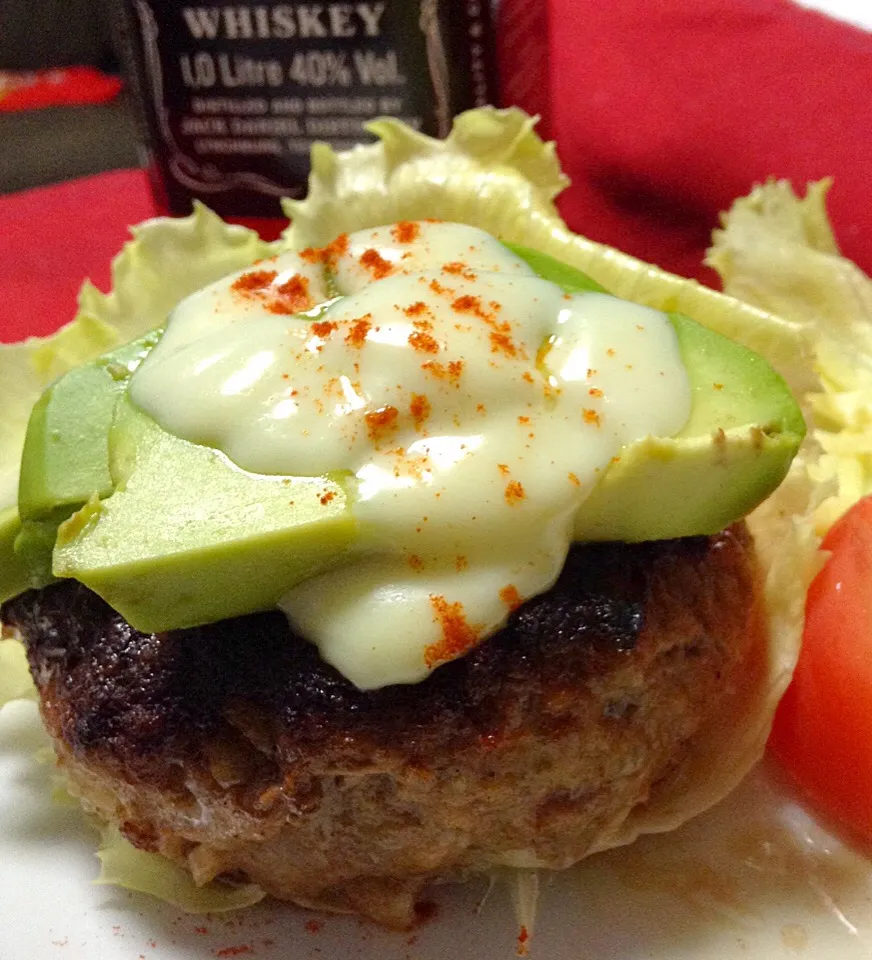 🍴アボカドチーズハンバーグ🍴  Avocado  Cheese  Hamburgsteak.|yorikoさん