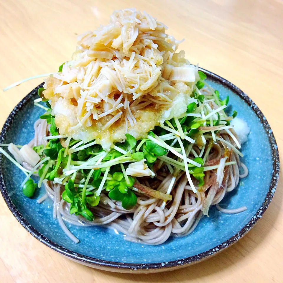 おろし蕎麦 帆立の貝柱のせの豪華バージョン🌸|たまこっこさん