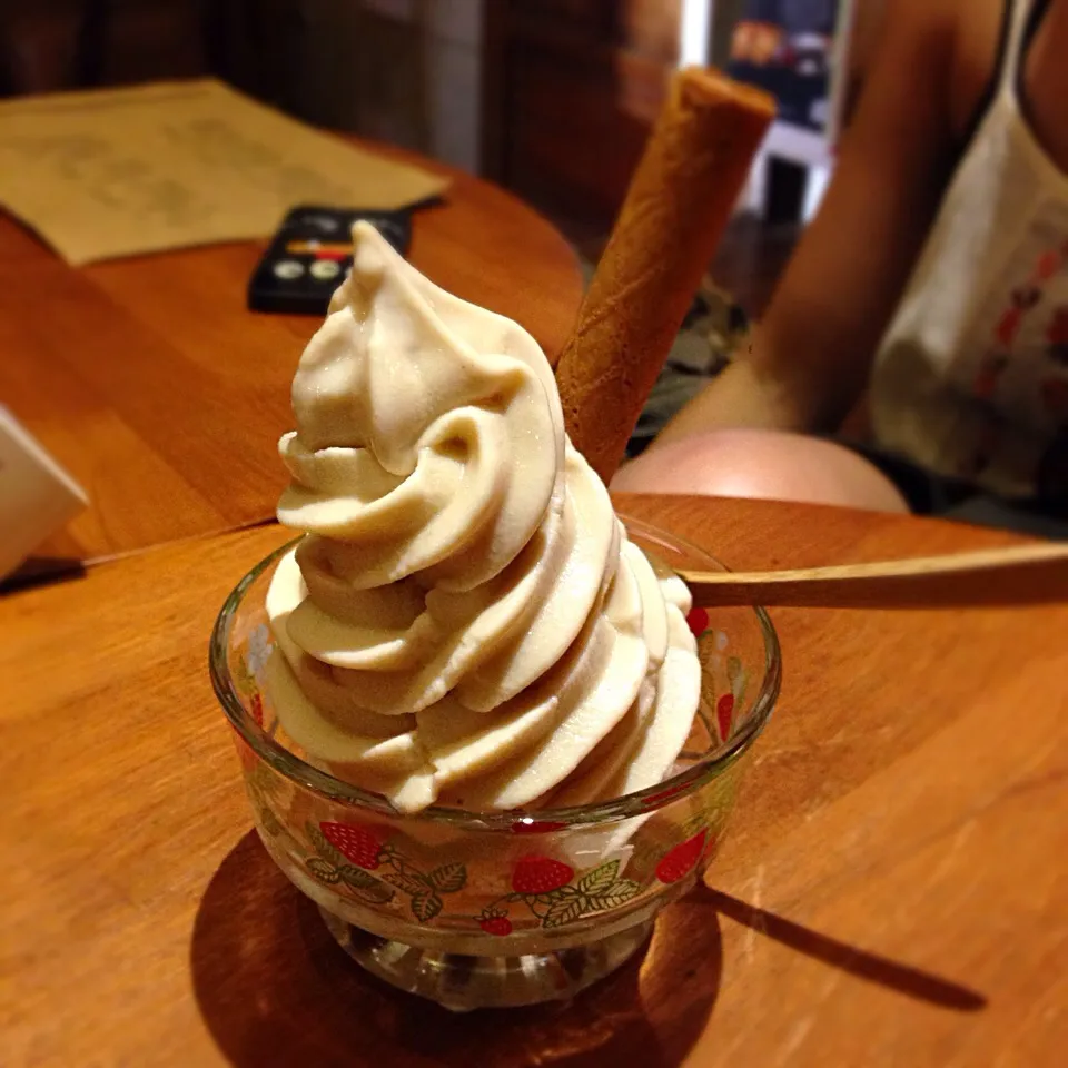 Cobnut milk flavor ice cream|Nonononoさん