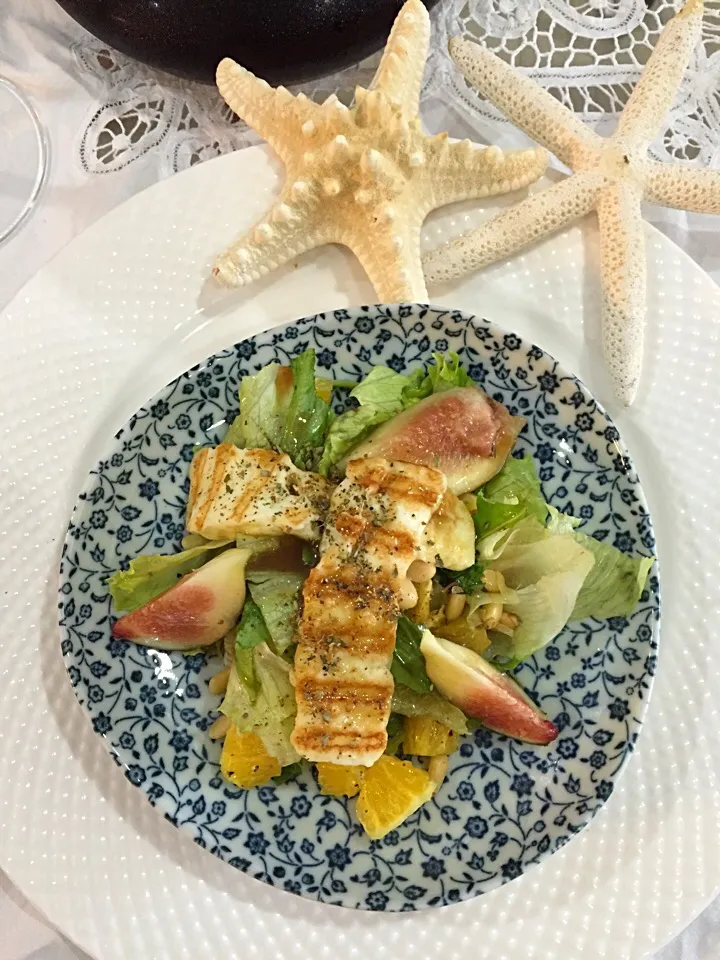 Green salad with figs and grilled Haloumi;))🇬🇷|aястасияさん