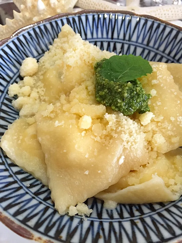 Snapdishの料理写真:Feta & ricotta ravioli;))🇬🇷|aястасияさん