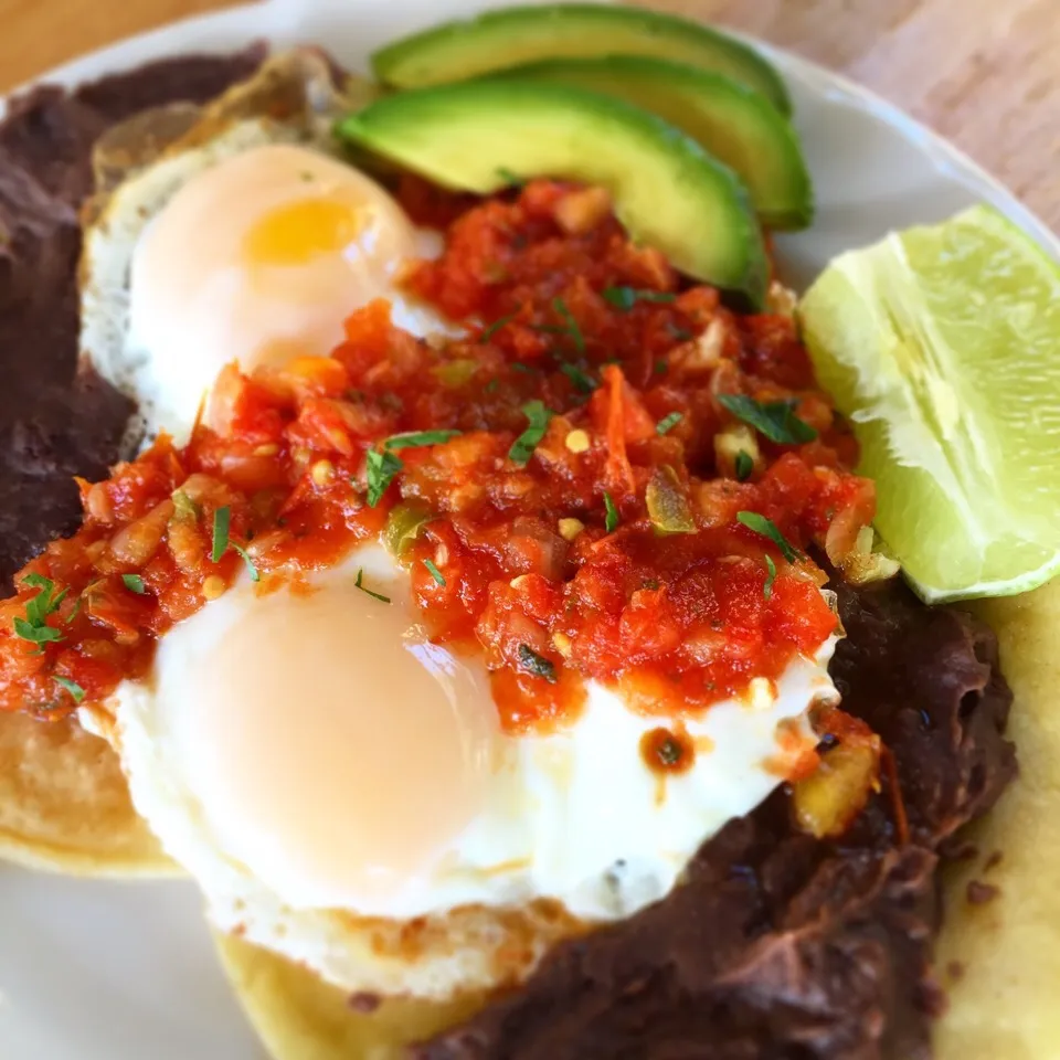 Snapdishの料理写真:Huevos Rancheros|mamaeriさん