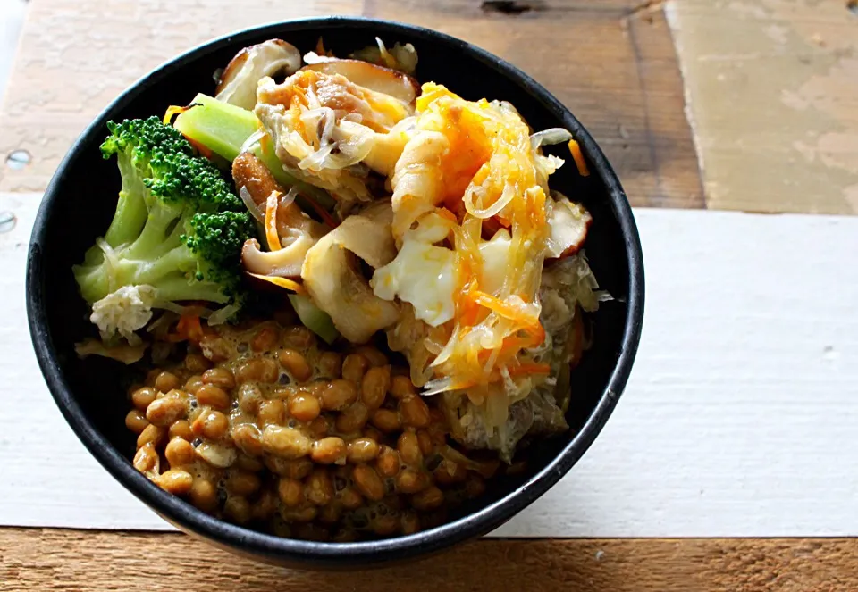 朝ごはん→野菜丼|もも太郎さん