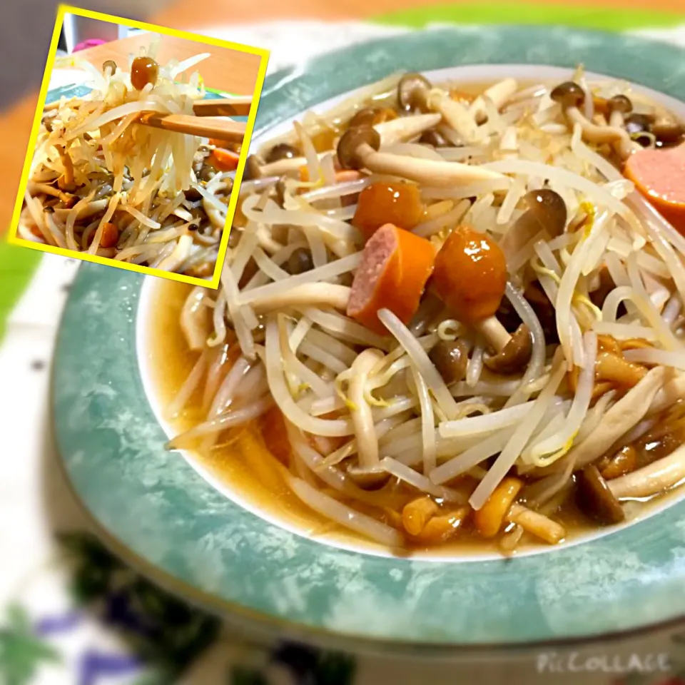 朝食！ モヤシにしめじ😋なめこ😋ソーセージ😋 なめたけの素😁|しんやさん