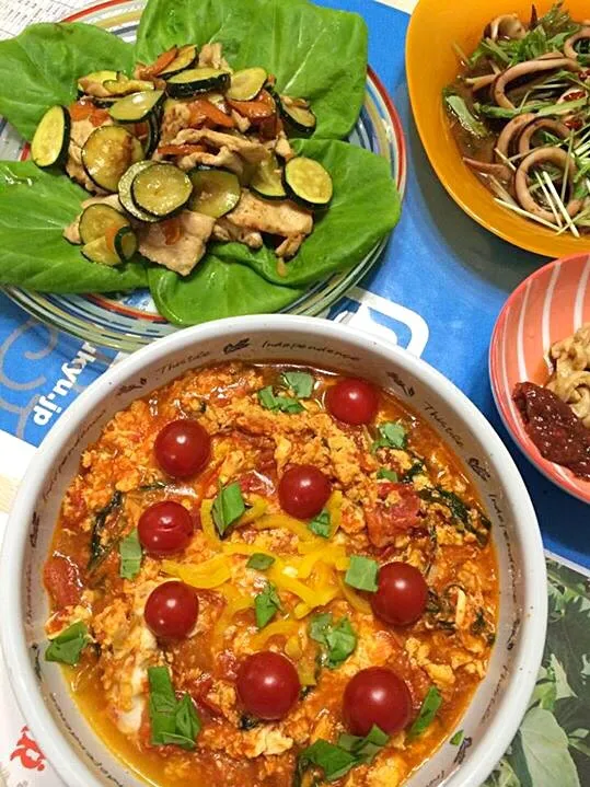 Snapdishの料理写真:ズッキーニと鶏胸肉のソテー⭐︎野菜と玉子のトマト煮⭐︎イカわたソテー|Naoko Isonoさん