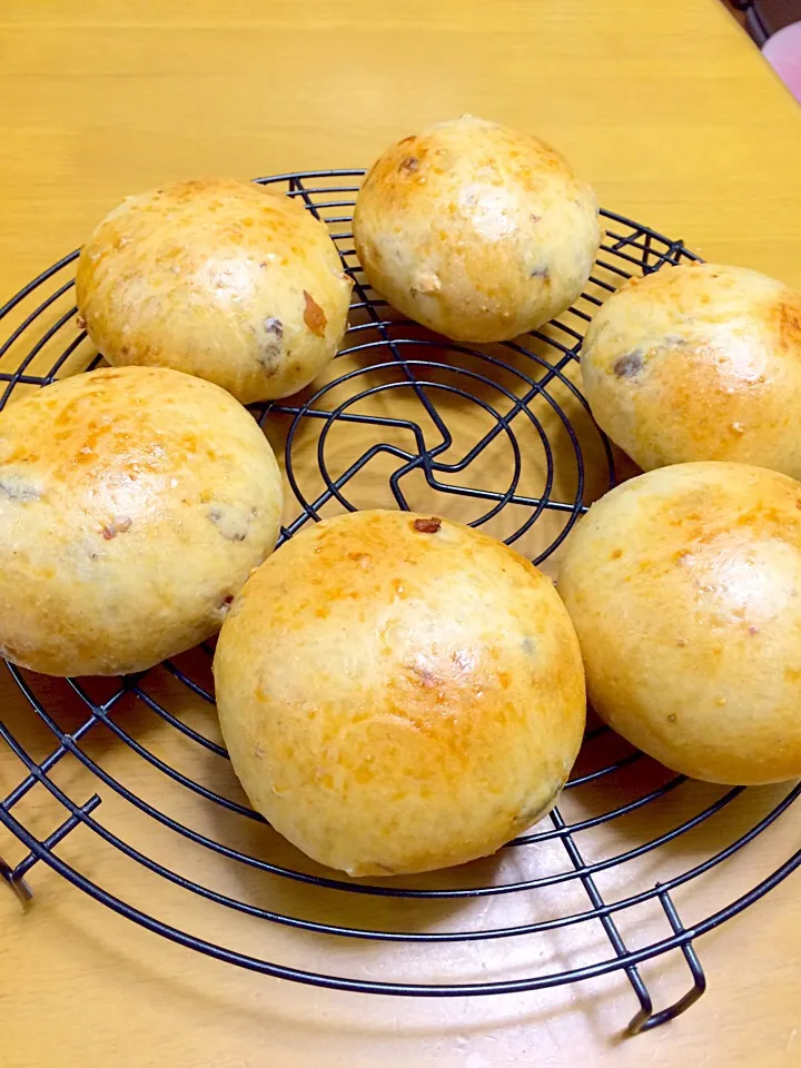 黒糖レーズンプチパン胡桃入り〜🎵|ブー吉さん