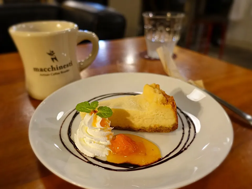 Snapdishの料理写真:マキネスティ スマトラとNYチーズケーキ|ddr3rdmixさん