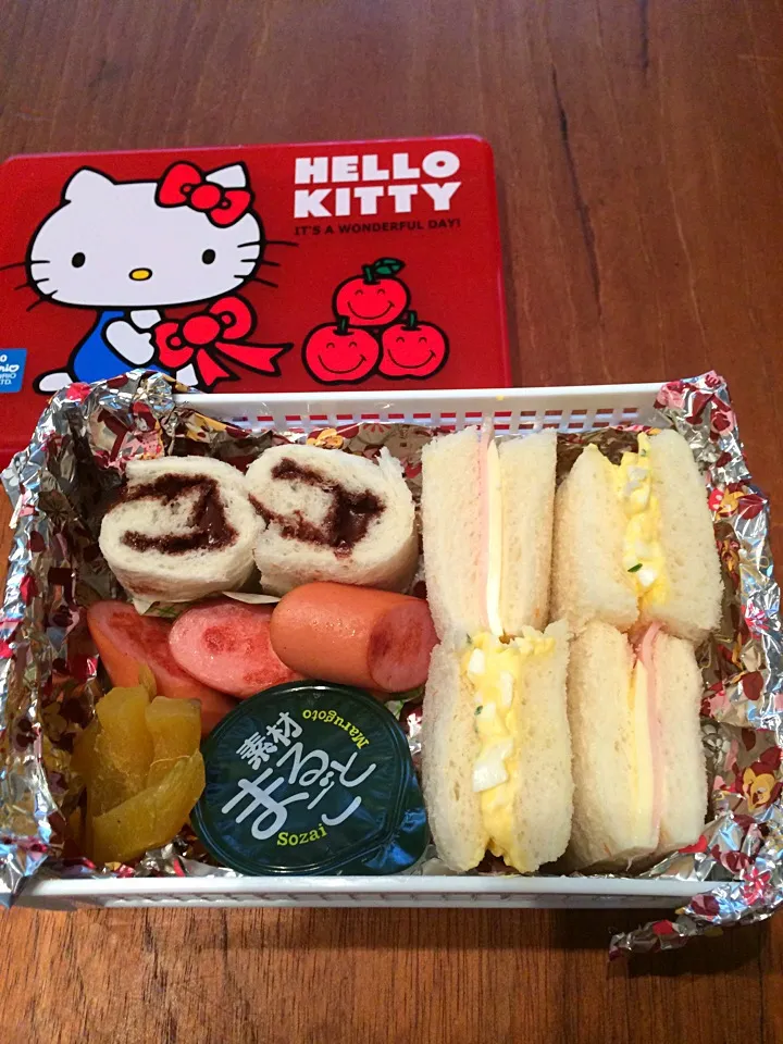 Snapdishの料理写真:サンドイッチ弁当☆自家製干し芋とともに☆|ぴいさん