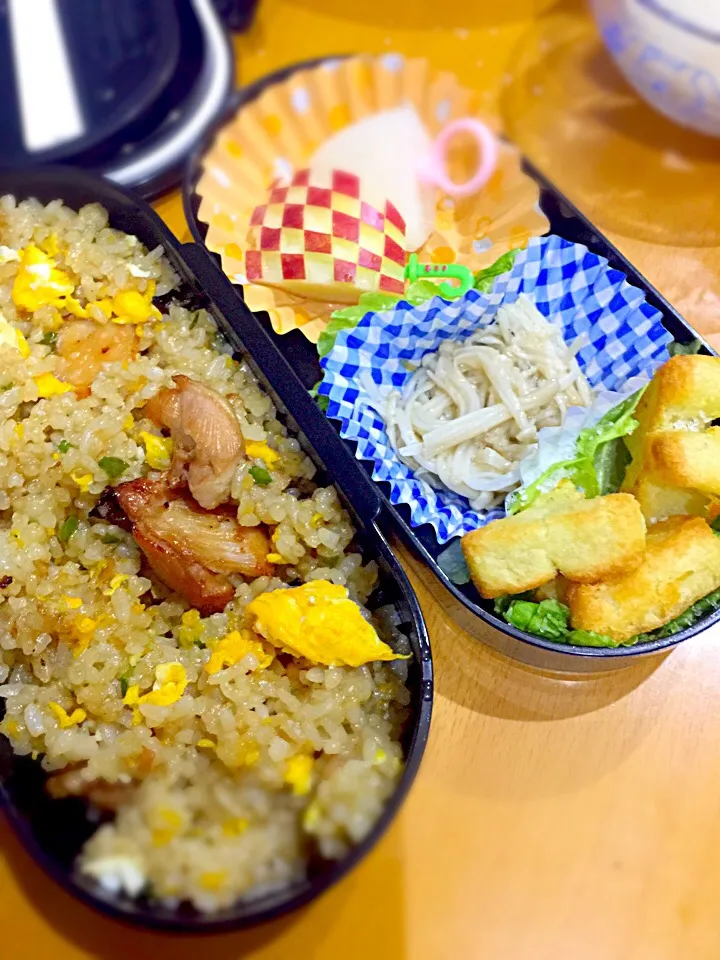 子供お弁当🍱  照り焼きチキンと卵の炒飯  ポテトフライ  榎茸の炒め煮  リンゴ梨|ch＊K*∀o(^^*)♪さん