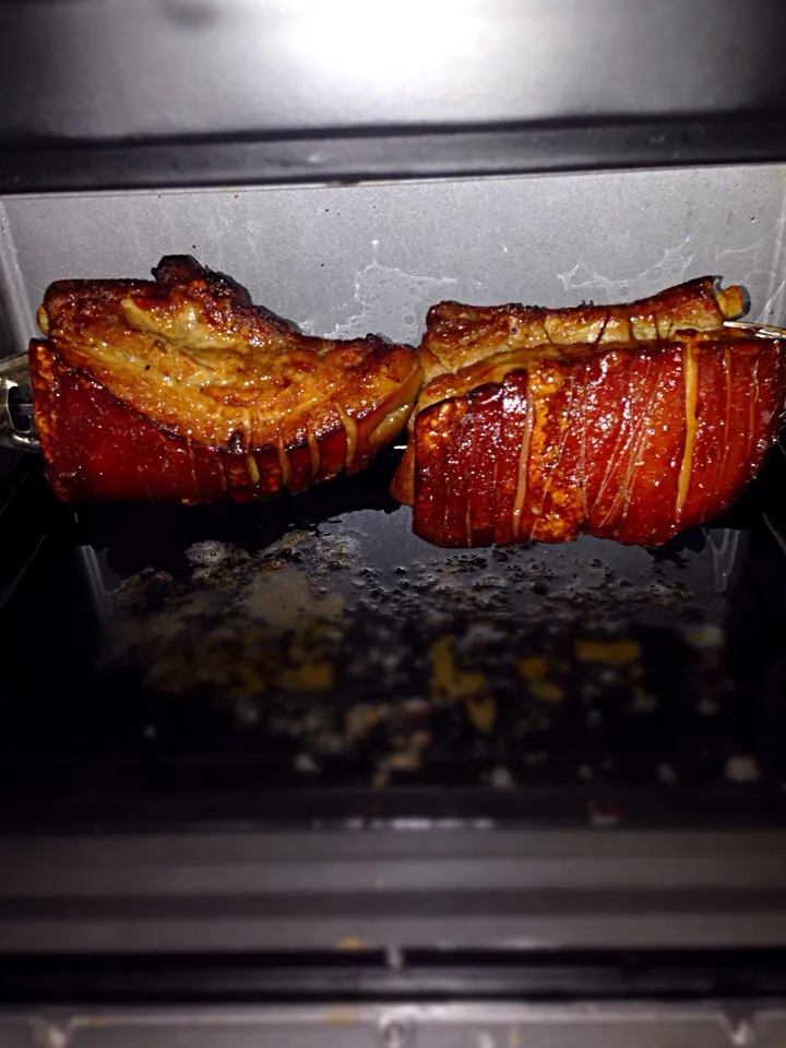 oven roasted pork liempo|Carly Jhay Gregorioさん