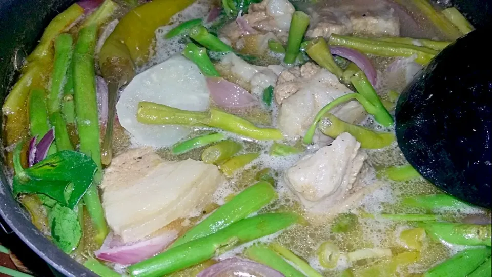 pork sinigang|Lealine Gaor-Arafilesさん