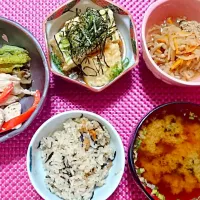 Snapdishの料理写真:食べたいものを作ったらヘルシーメニューになりました。|Ayaka Yamaguchiさん