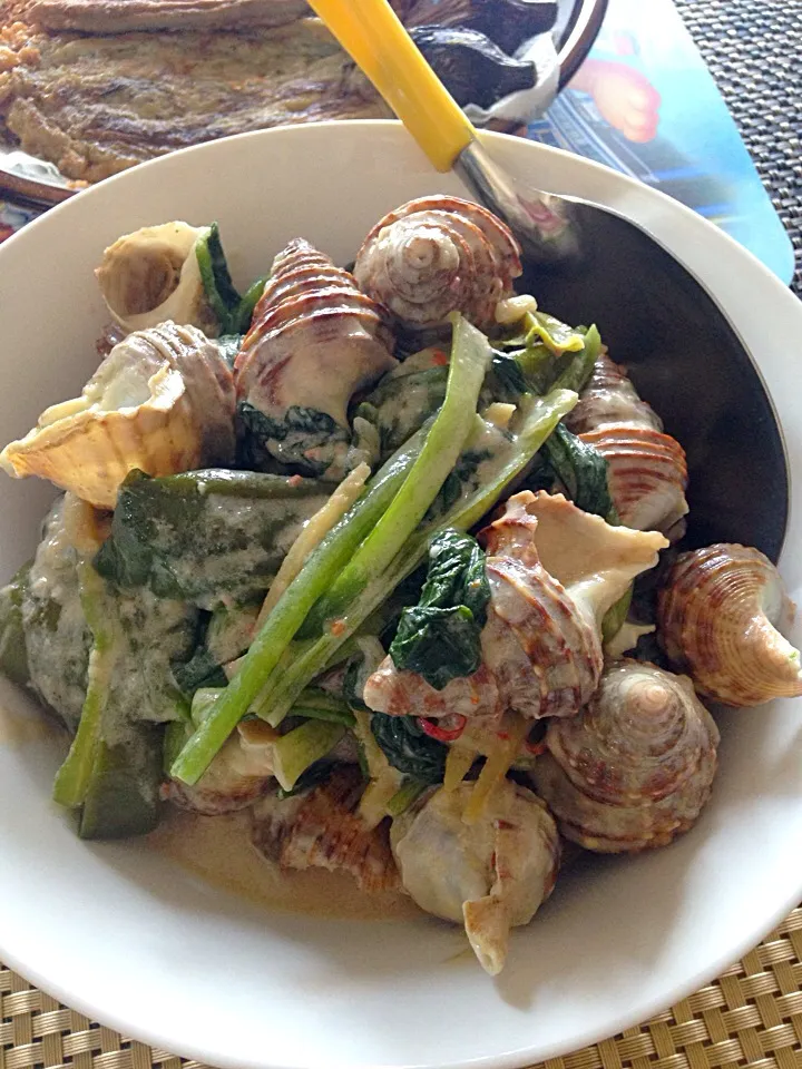 Escargo in Coconut Milk|🍑Foodtrip Unlimited🍴さん
