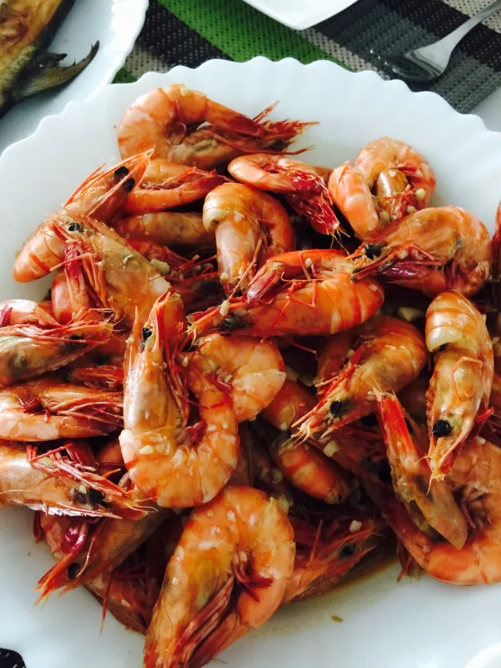 Snapdishの料理写真:Philippine garlic buttered shrimp|imelda araiさん