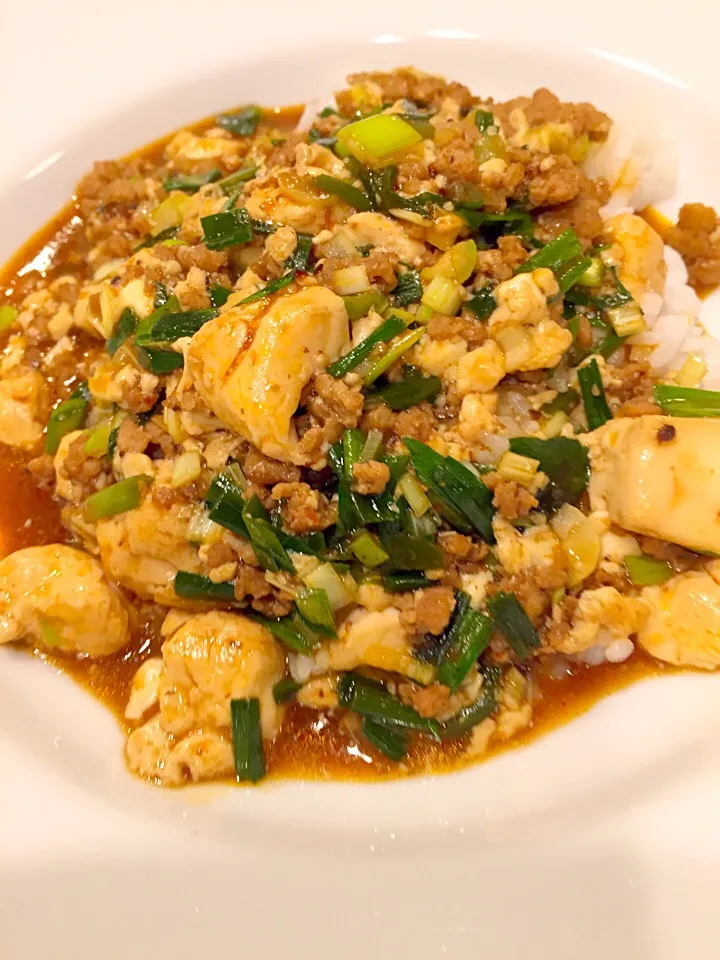 ニラ入り麻婆豆腐丼🍃|まみりんごさん