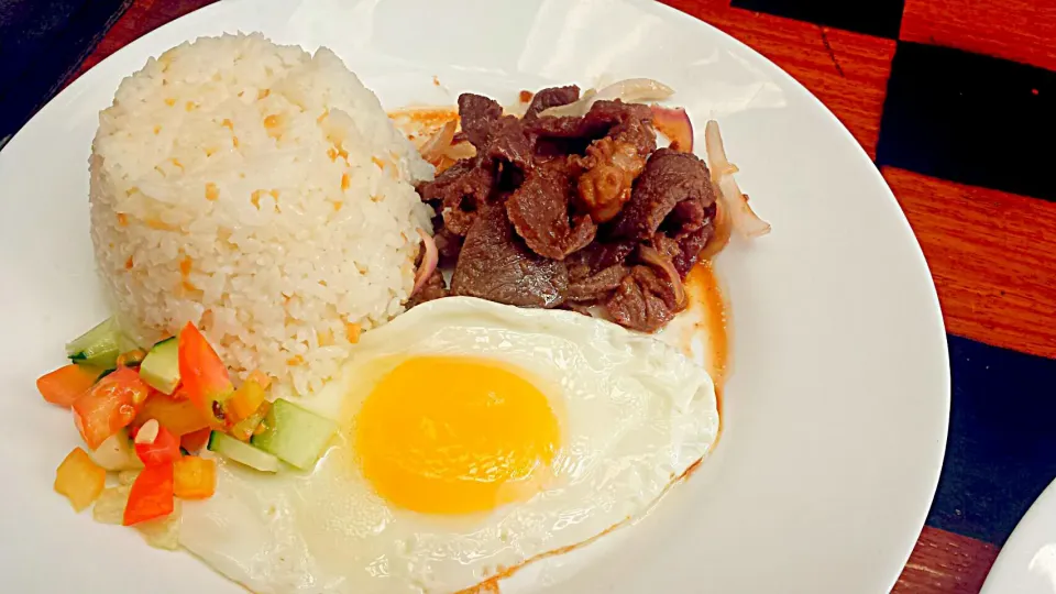 Snapdishの料理写真:Beef Tapa|Jenny Fernandez Villarinさん