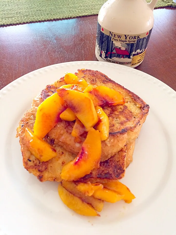 Peach French toast|Allie Bushさん