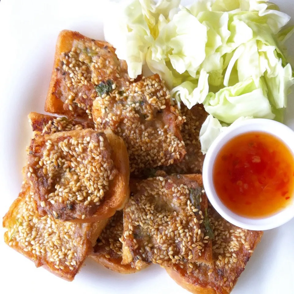 Minced pork toast|Eat in Thaiさん