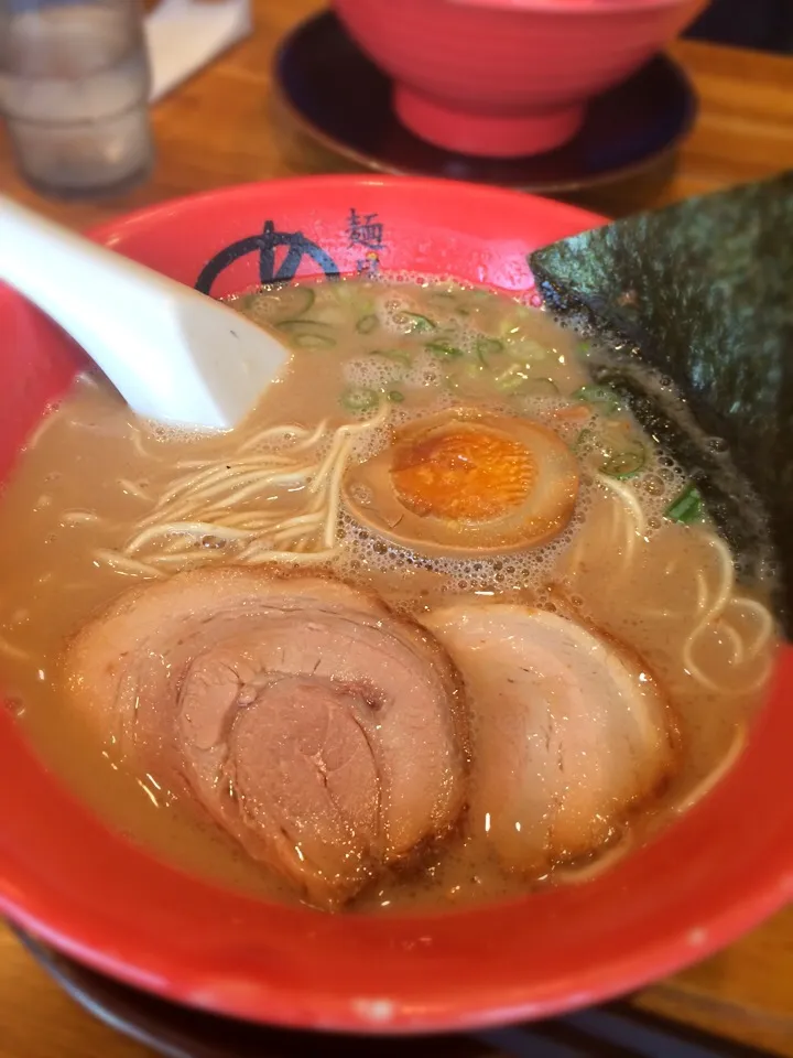 こく丸ラーメン|もにもにかさん