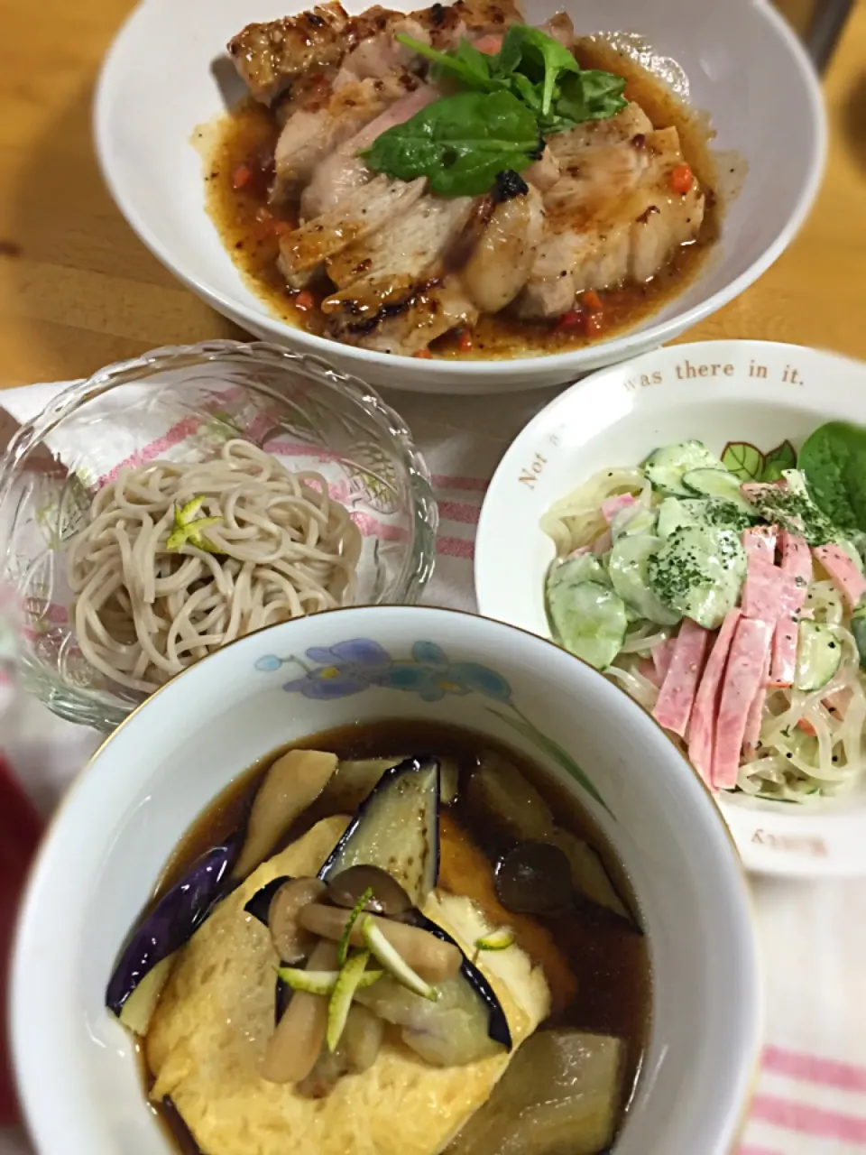 今夜はトンテキ 豆腐とナスの揚げだし 春雨サラダ 揚げだしの残りでお蕎麦♡|あみみさん