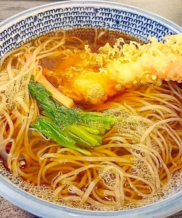 夜は、海老天そば  蕎麦って揚げ物が乗ると断然美味くなるなぁ〜|zeroweb_bossさん