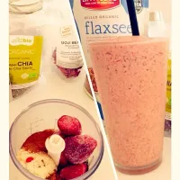 Snapdishの料理写真:Protein shake|Marilena Hadjipanayiさん