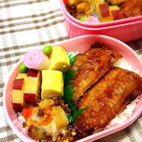 Snapdishの料理写真:サンマの蒲焼き弁当