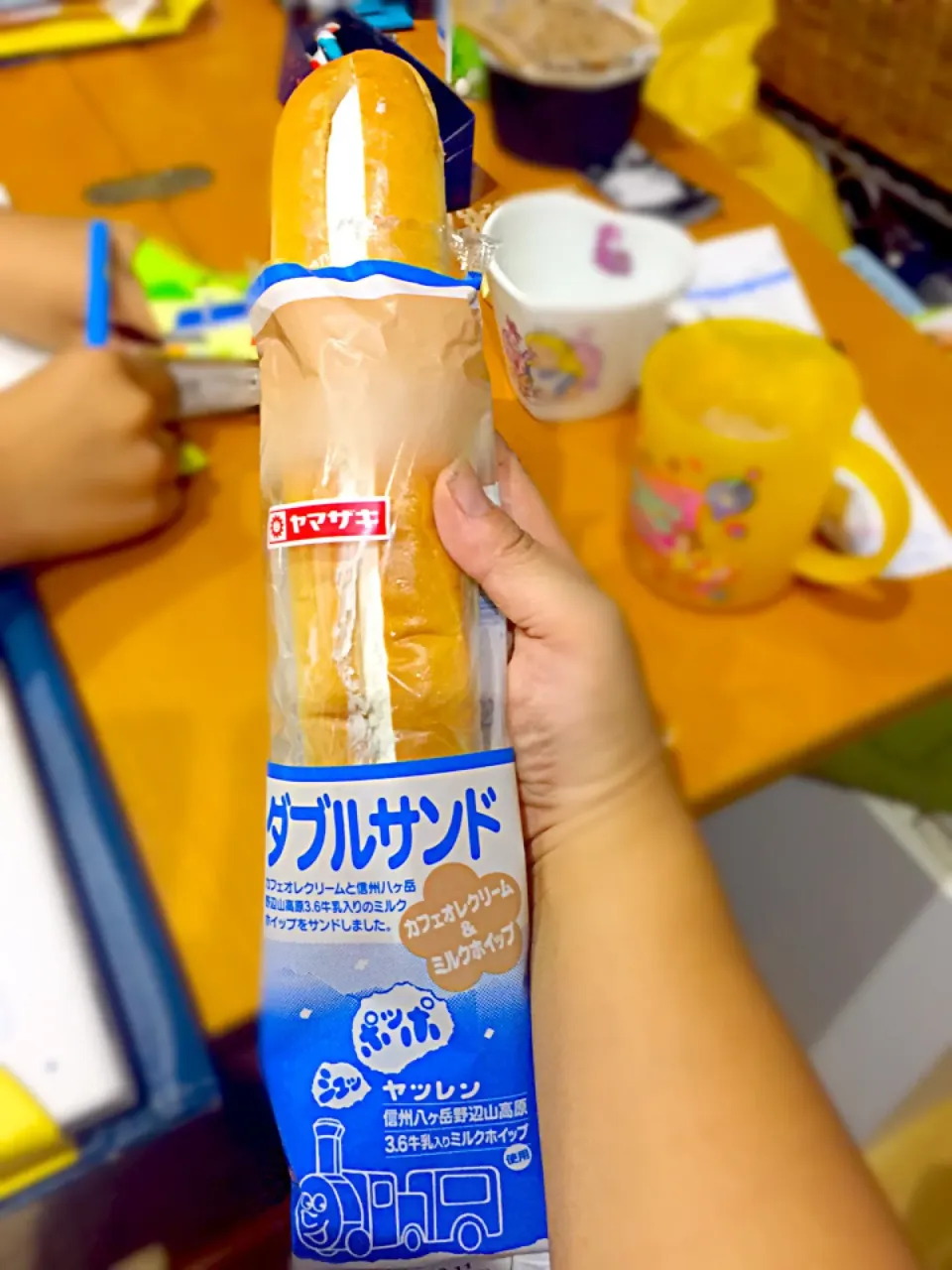 八ヶ岳野辺山高原3.6牛乳入り🍼ミルクホイップ&カフェオレクリーム  ダブルサンド|ch＊K*∀o(^^*)♪さん