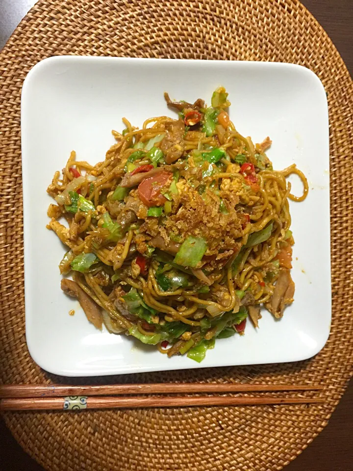 Mie tek tek goreng|yeni kartikasariさん