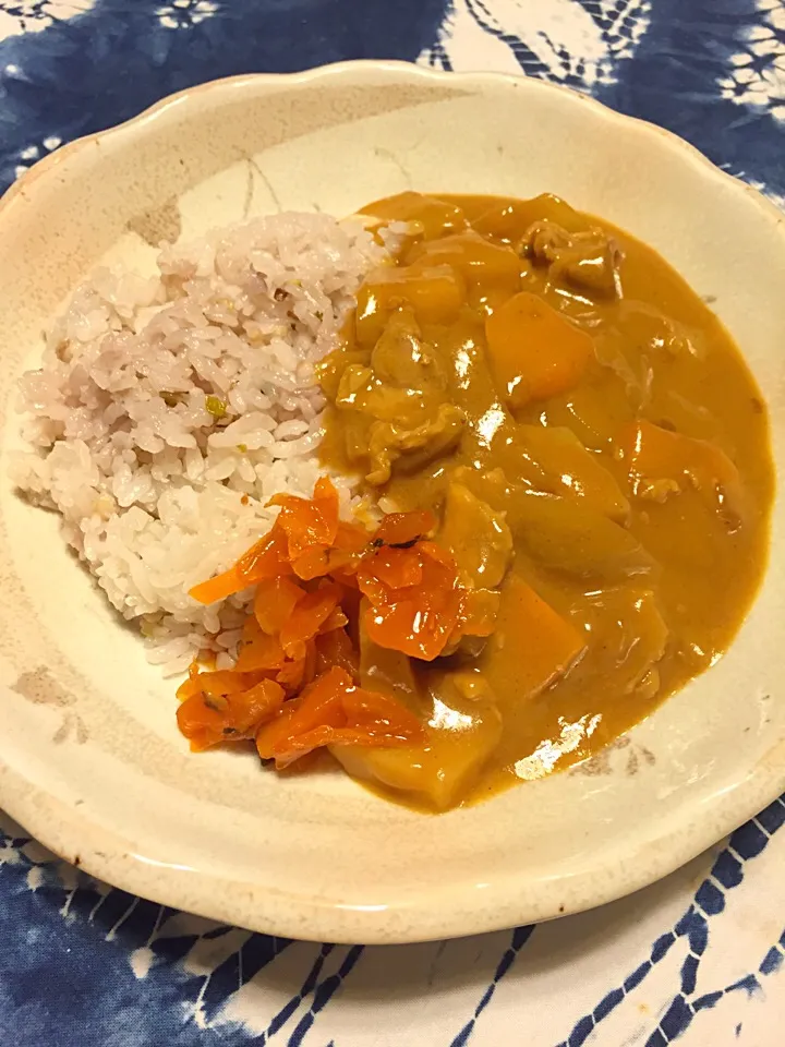 シンプル〜なポークカレー🍛´◡`|さくたえさん